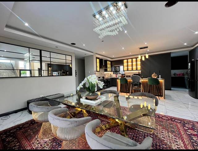 4 BEDROOM HOUSE FOR SALE IN BLUE VALLEY GOLF ESTATE